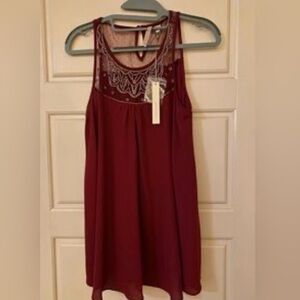 Elegant Burgundy Sleeveless Dress with Lace Detail